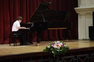 Bulgaria, România şi Ucraina – câştigătoarele premiilor I la Concursul de intepretare pianistică şi compoziţie „Carl Filtsch” !