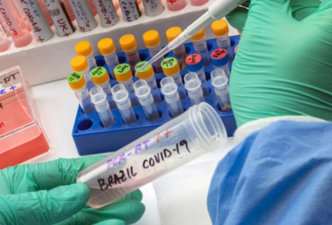 Au fost confirmate primele două cazuri de infectare cu tulpina braziliană a SARS-CoV-2 în România