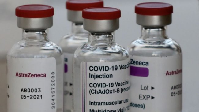 Aproape 140.000 de doze de vaccin AstraZeneca sosesc mâine în țară