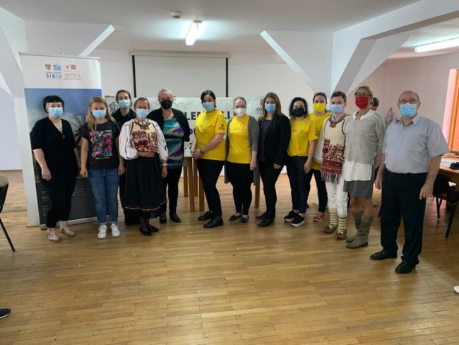 Luna iunie, Luna internaţională de conștientizare a surdocecității Helen Keller, celebrată la Centrul Școlar de Educație Incluzivă nr. 2 Sibiu cu susținerea Fundației Sense Internațional Romania (SIR) sub sloganul „Din nou împreună!”