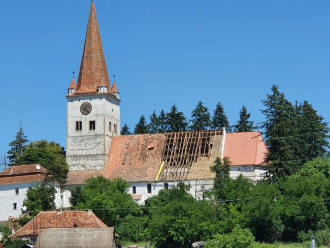 Au început lucrările de reabilitare a Bisericii Fortificate din Cincu