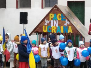Copiii de la Grădinița 29, alături de Ucraina (VIDEO)