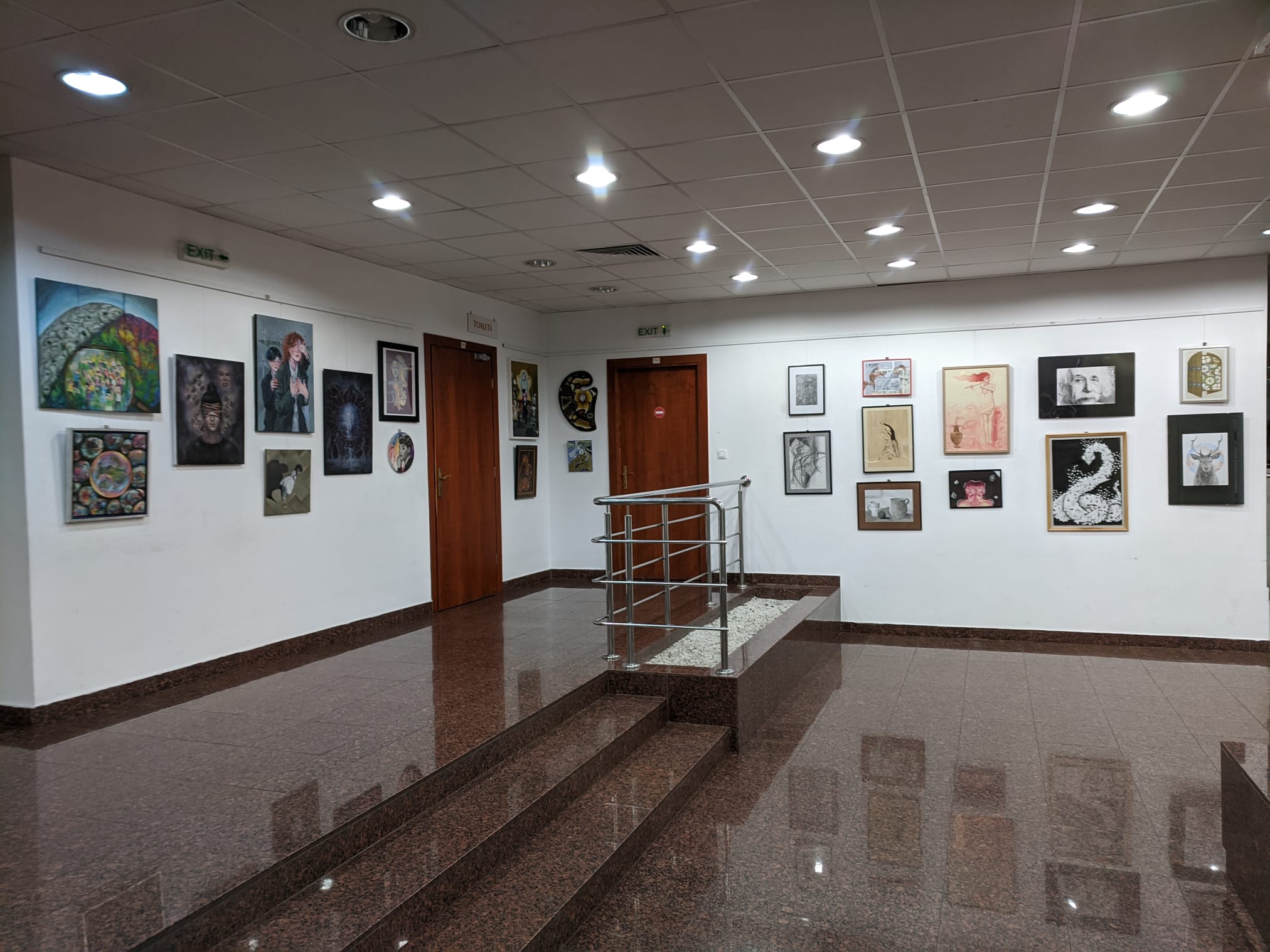 Spectacol artistic și expoziție de pictură, oferite de elevii Şcolii Populare de Arte şi Meserii „Ilie Micu”