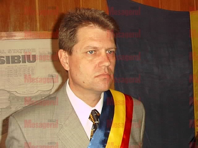 AMINTIREA ZILEI. „Capii Sibiului au descins la Guvern“ (ianuarie 2003)