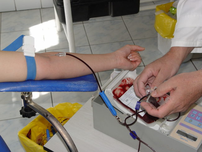 Apel lansat prin Crucea Roșie. O tânără din Mediaș are nevoie URGENTĂ de sânge și trombocite
