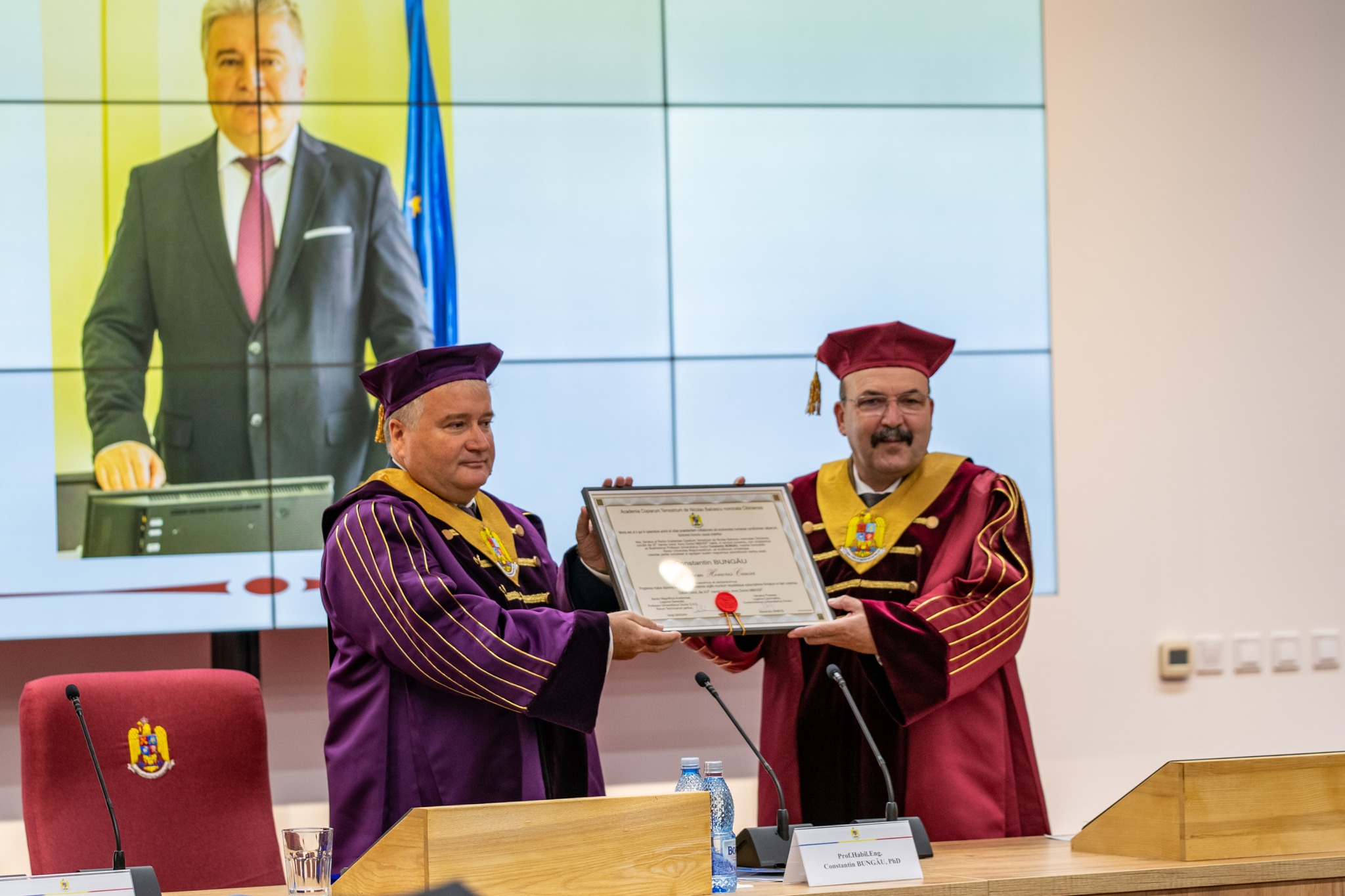 AFT Sibiu a acordat titlul de Doctor Honoris Causa rectorului Universității din Oradea