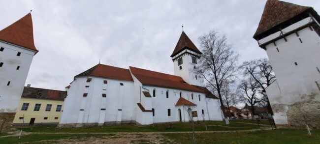 Biserica Cetate din Agnita a redevenit perla Văii Hârtibaciului