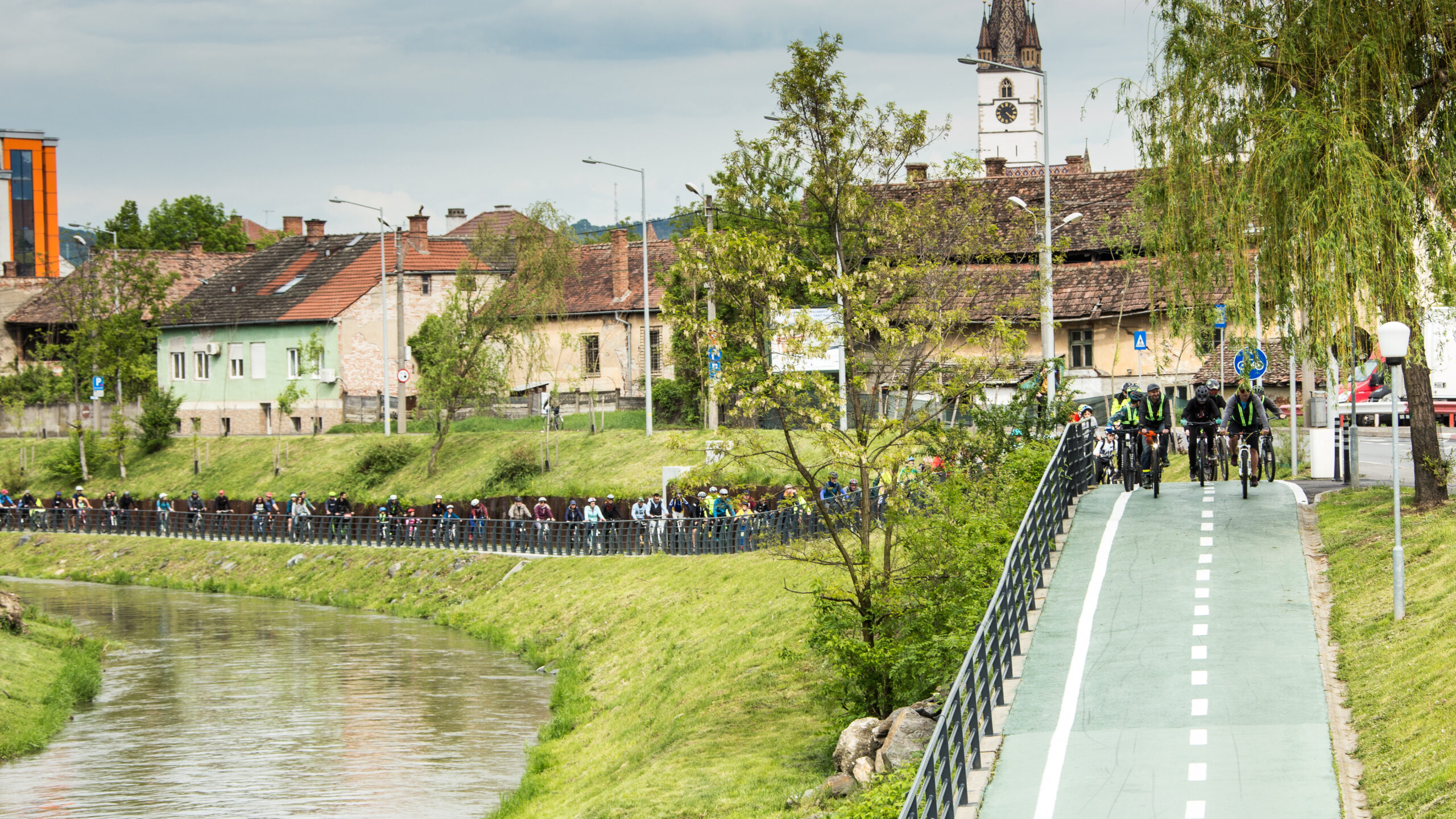 Sâmbătă, Sibiul pedalează la Cibin Bike Day
