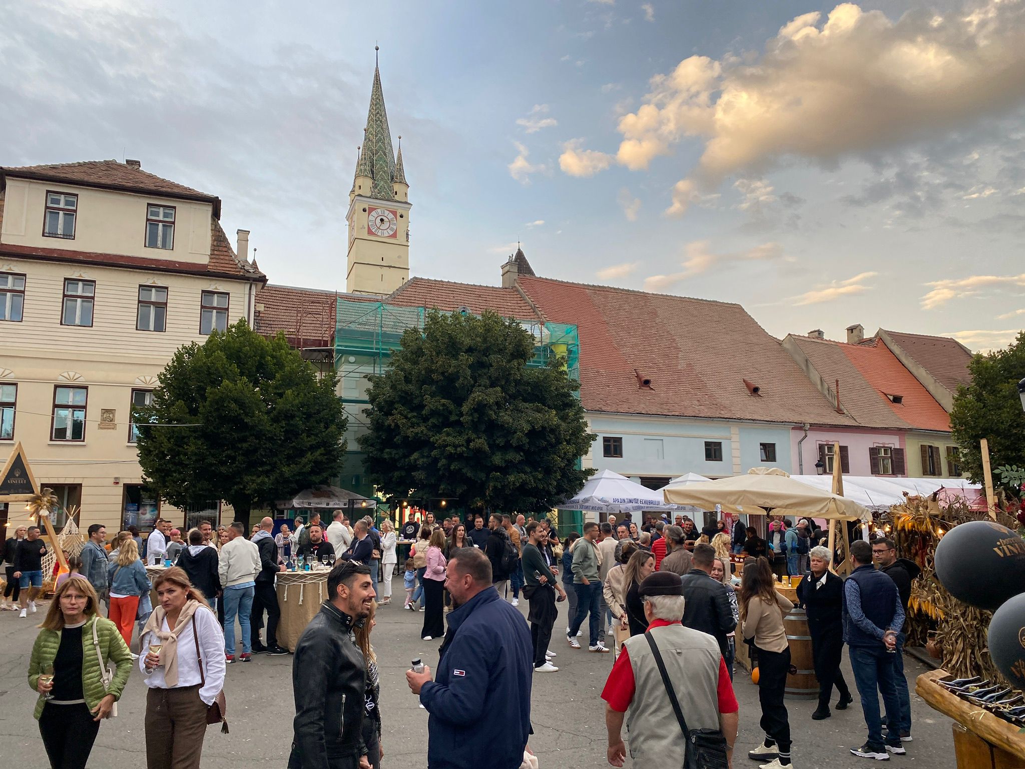 Povestea Vinului merge mai departe. Cea de-a 4-a ediție va avea loc, la finalul lunii, în Piața Regele Ferdinand I din Mediaș