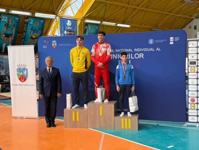 Alexandru BLIDARU (CSȘ Sibiu), bronz la paralele