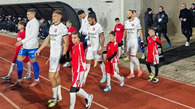 Nicio schimbare. Joc slab, rezultat previzibil: 0-2 cu Universitatea Craiova