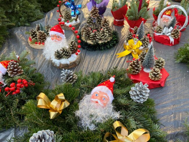 Tradiți de obiceiuri de Moș Nicolae